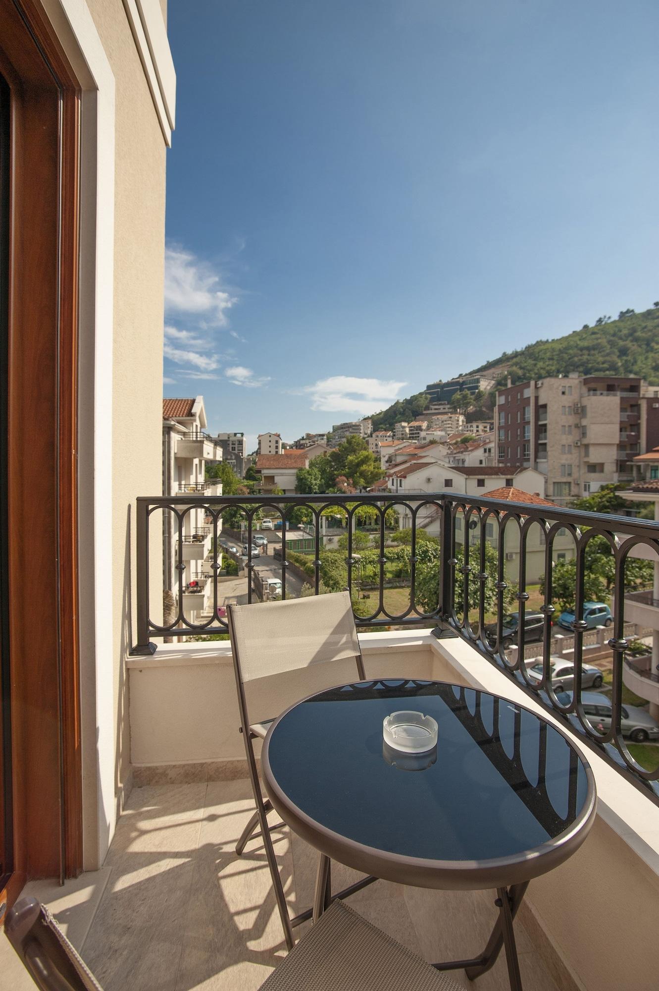 Hotel Villa Gracia Budva Eksteriør billede