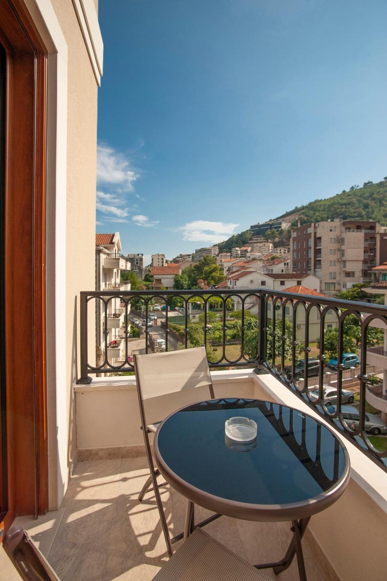 Hotel Villa Gracia Budva Eksteriør billede